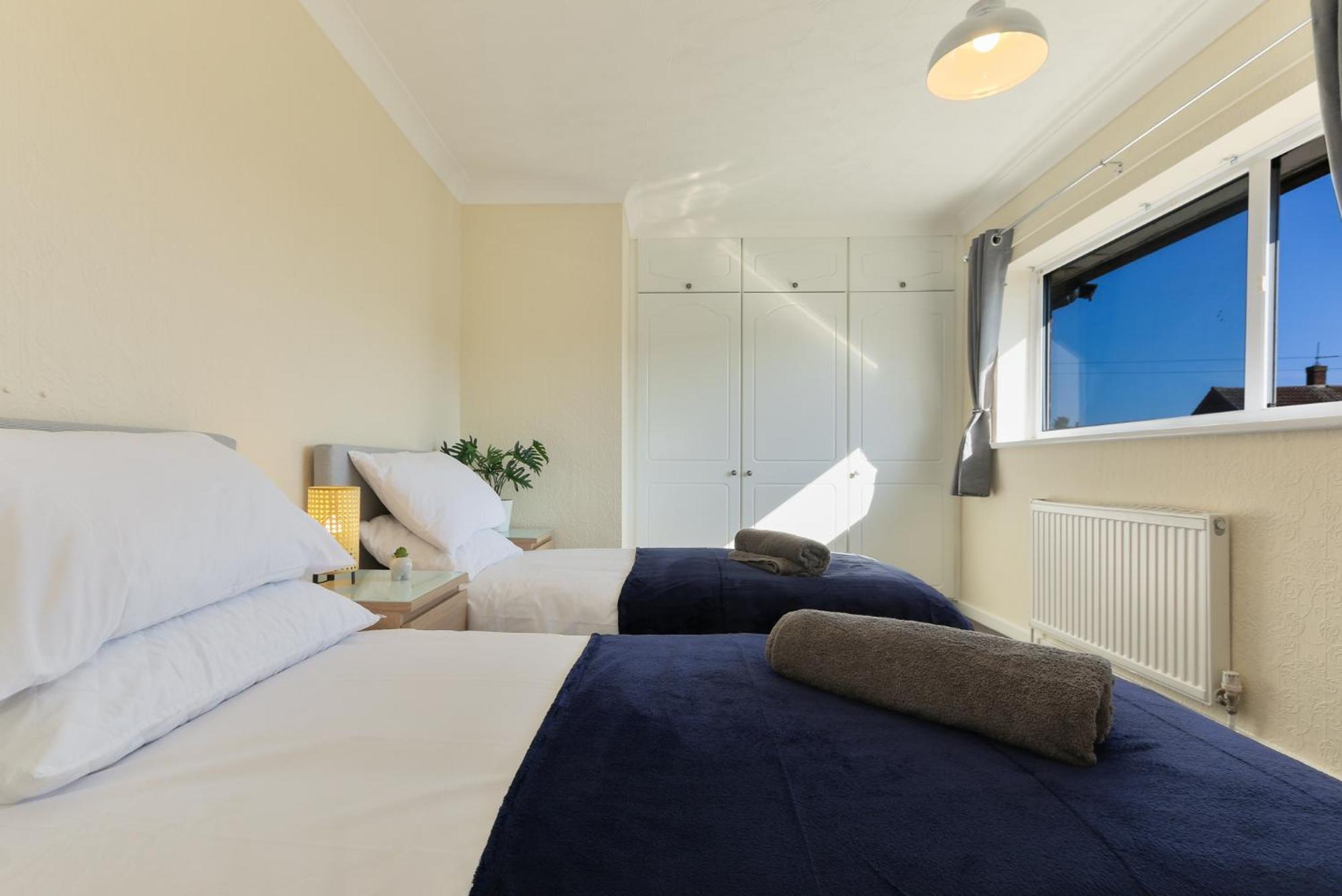 Leconfield Close - Comfy House And Free Parking Kingston upon Hull Exterior foto